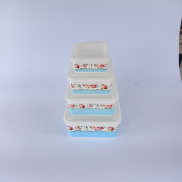 Decorative food storage containers. 4 pack. Plastic - Picture 3 of 4